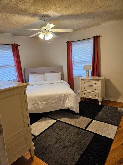 Elmont Comfy Getaway Minutes From Ubs Arena 아파트 외부 사진